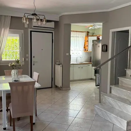 Pavlina * Kallithea (Chalkidiki)